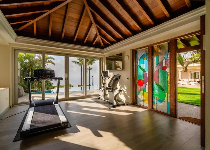 Villa De Lujo Con Piscina Y Vistas Al Mar Tacoronte