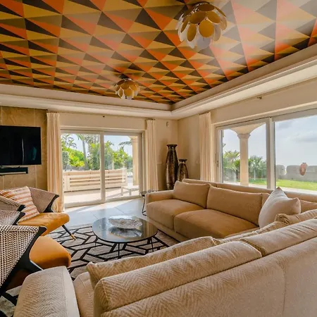 Willa De Lujo Con Piscina Y Vistas Al Mar *